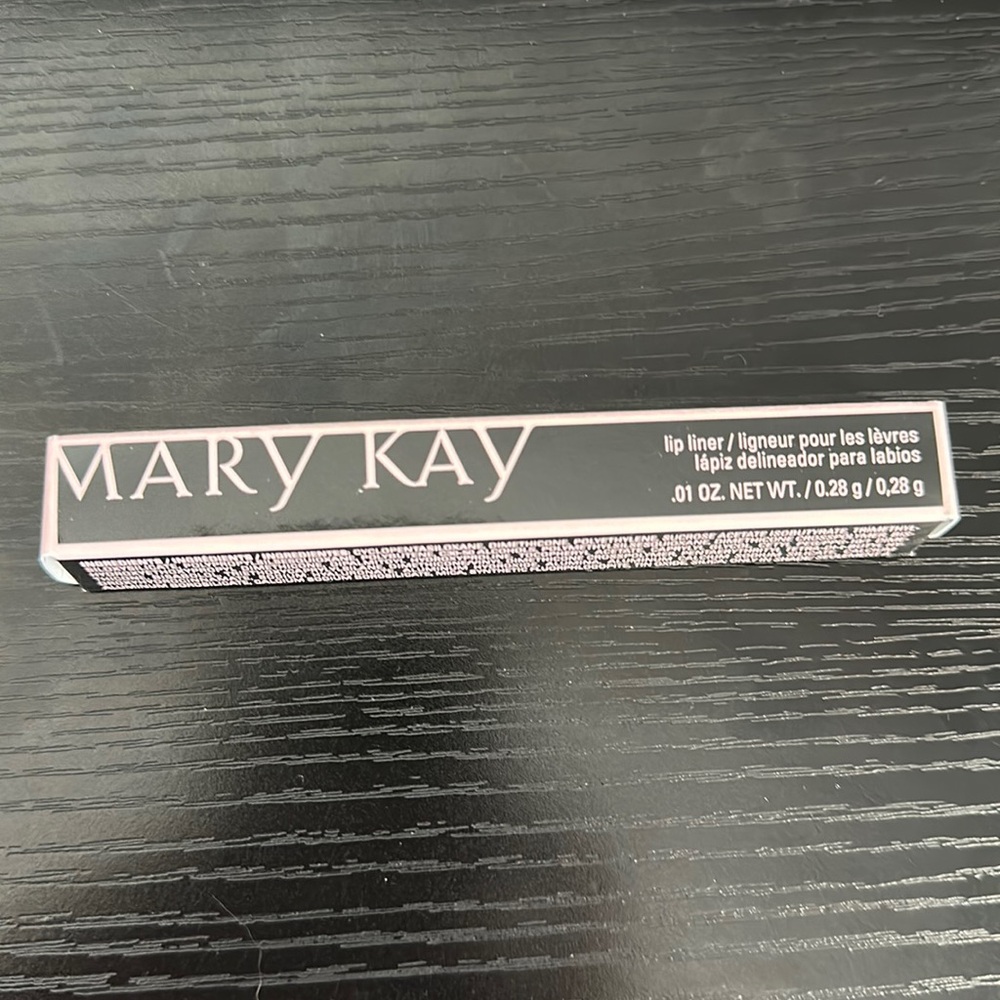 Mary kay lip liner